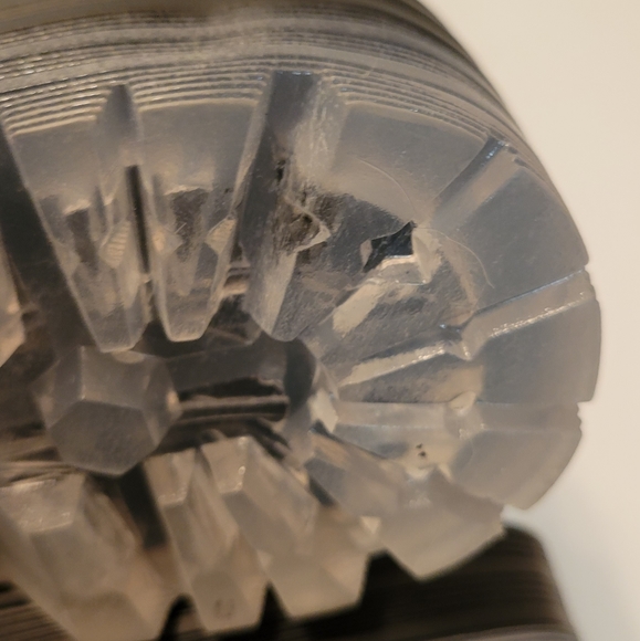 AZALEA  WANG 7.5 - Picture 8 of 15